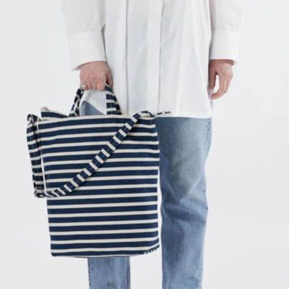 NWT Baggu Zip Duck Bag - Navy Stripe - Picture 10 of 10